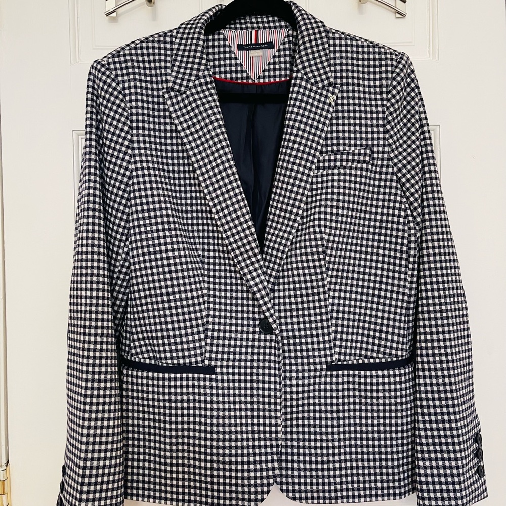 Tommy Hilfiger
Button-Front Plaid Jacket